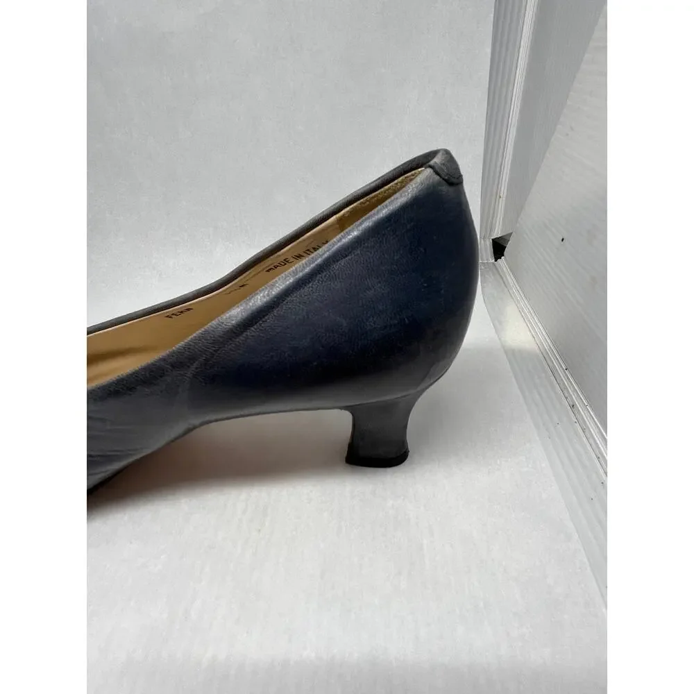 Vintage Bally Navy Blue Leather Pumps Made in Italy Size 6.5